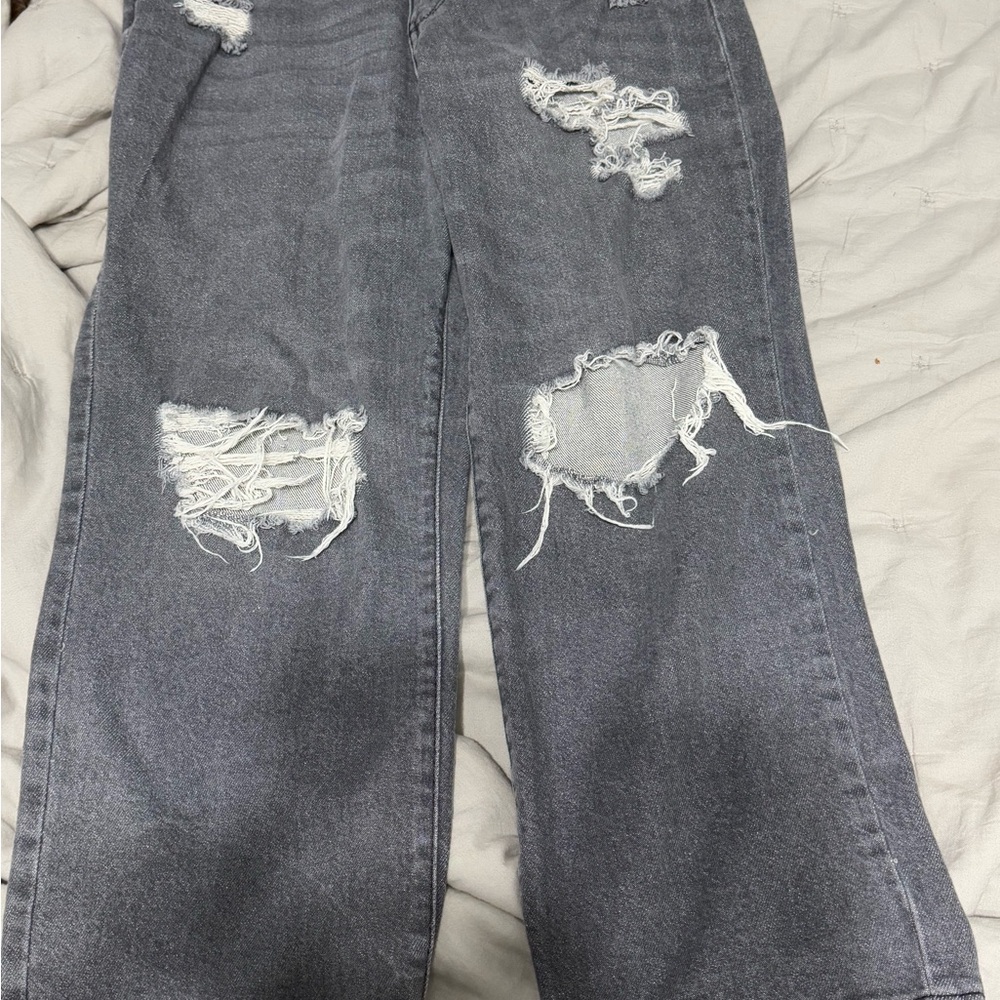 Distressed Gray Women's Jeans